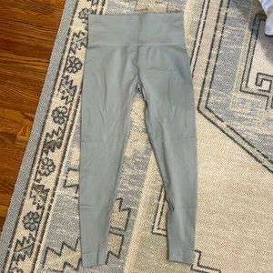 EUC SET ACTIVE SCULPTFLEX LEGGINGS MATCHA GREEN MEDIUM